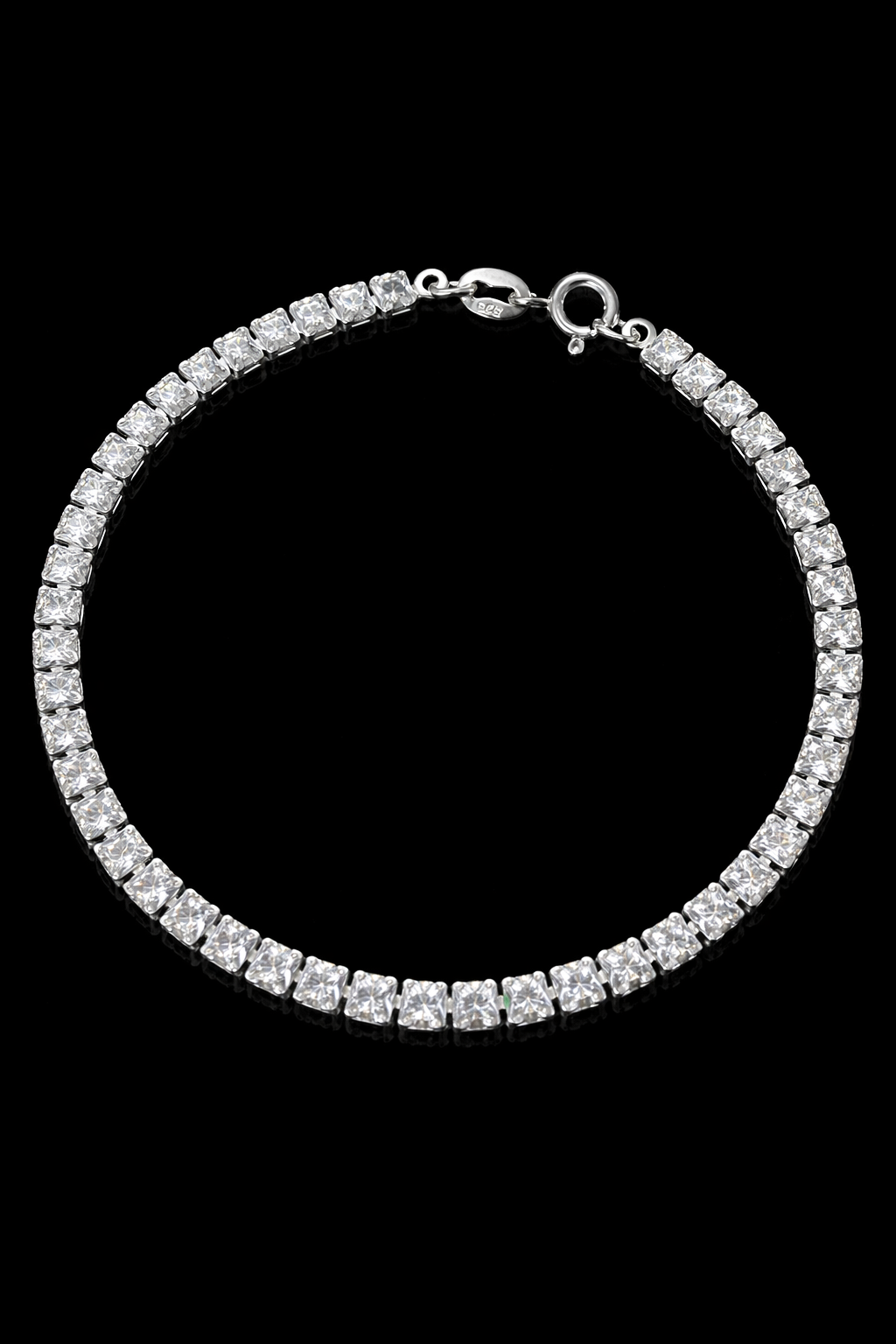 Ⓒ Riviera Lumière – Charme Féminin